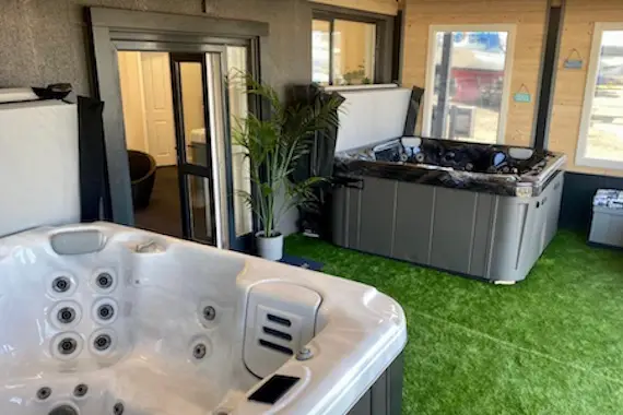 Exterea Hot Tubs Interior